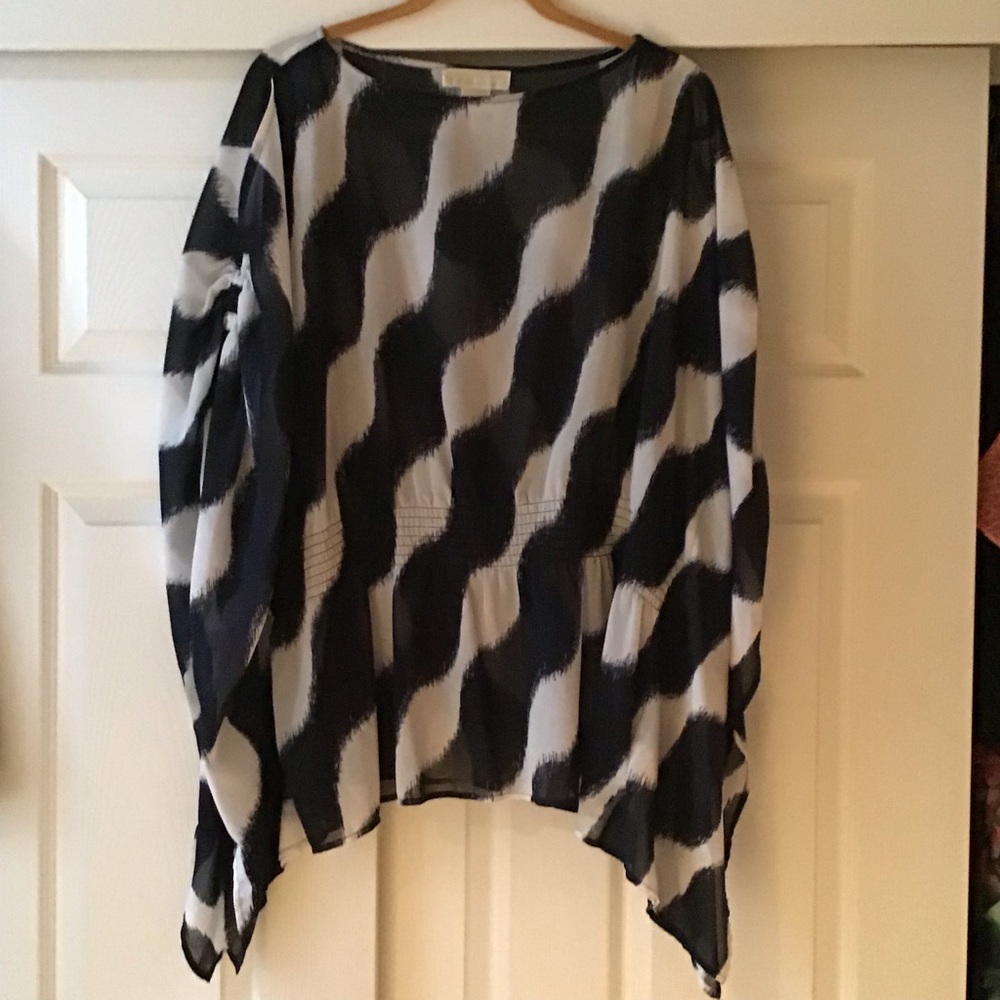 MichaelKors  chiffon navy/white ask for FREESHIP